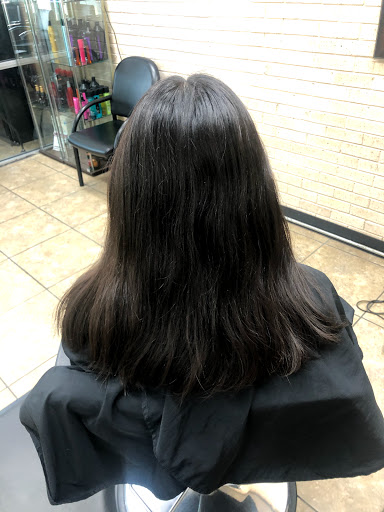 Beauty Salon «Expressions Beauty Salon», reviews and photos, 800 E Abram St, Arlington, TX 76010, USA