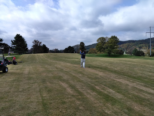 Golf Club «Tri-Cities Golf Club», reviews and photos, 2354 Feathers Chapel Rd, Blountville, TN 37617, USA