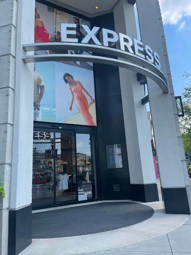 Clothing Store «Express», reviews and photos, 4090 The Strand E, Columbus, OH 43219, USA