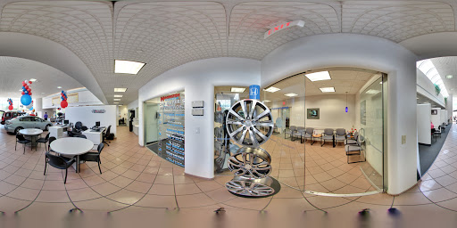 Honda Dealer «Huntington Honda», reviews and photos, 1055 E Jericho Turnpike, Huntington, NY 11743, USA