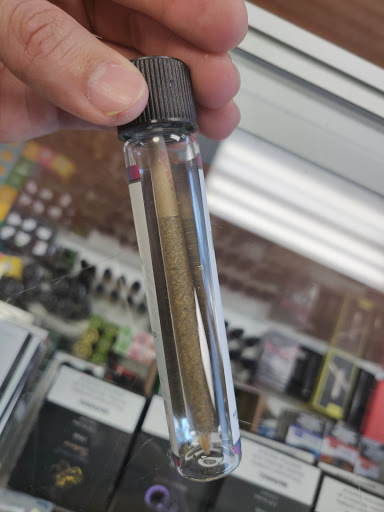 Tobacco Shop «Fine Cigar & Tobacco House LLC», reviews and photos, 192 W Main St, Avon, CT 06001, USA