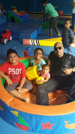 Recreation Center «Rockville Centre Recreation Center», reviews and photos, 111 N Oceanside Rd, Rockville Centre, NY 11570, USA