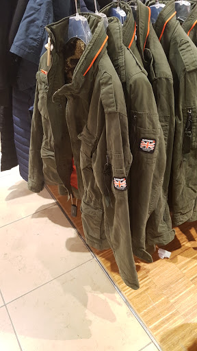 Stores to buy coveralls Stuttgart