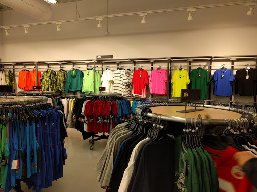 Clothing Store «Nike Clearance Store», reviews and photos, 4099 S Plaza Dr, Memphis, TN 38116, USA