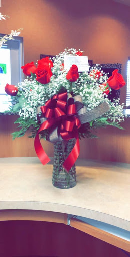 Florist «Bloomingdale Florist», reviews and photos, 827 E Bloomingdale Ave, Brandon, FL 33511, USA