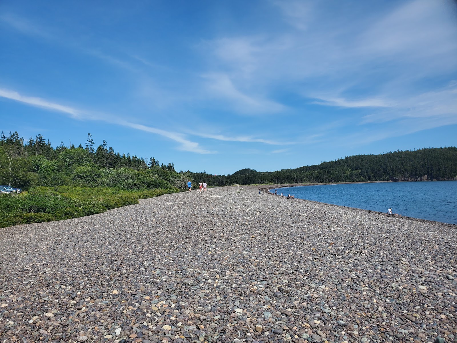 Foto de Jasper beach com pebble cinza superfície