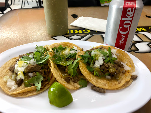 Mexican Grocery Store «El Paso Tacqueria and Latin Market», reviews and photos, 601 Hollywood Blvd, Iowa City, IA 52240, USA