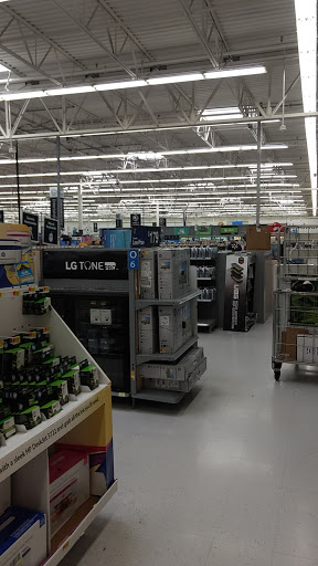 Department Store «Walmart Supercenter», reviews and photos, 5401 Fairington Rd, Lithonia, GA 30038, USA