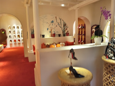 Christian Louboutin Orlando 4200 Conroy Rd Suite K292, Millenia Boulevard, Orlando, FL 32839
