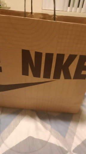 Sporting Goods Store «Nike Factory Store», reviews and photos, 1500 SE East Devils Lake Rd #105, Lincoln City, OR 97367, USA