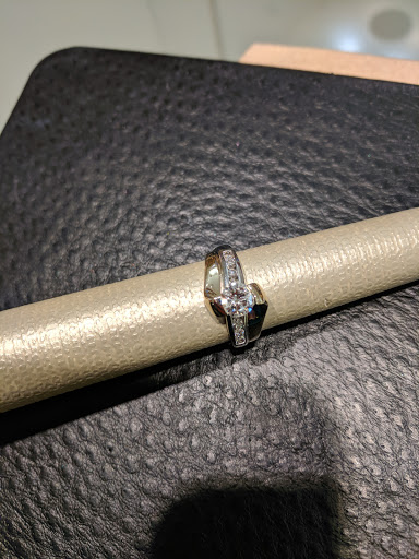 Jewelry Store «Kay Jewelers», reviews and photos, 12535 Wayzata Blvd, Minnetonka, MN 55305, USA