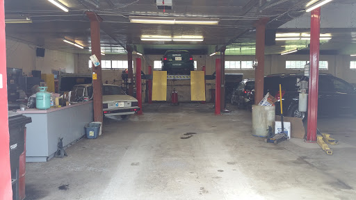 Auto Repair Shop «Deakins Precision Automotive - North», reviews and photos, 703 Lafayette Ave, Lebanon, IN 46052, USA