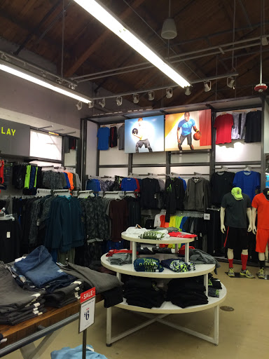 Clothing Store «Old Navy», reviews and photos, 60 Wynnewood Rd, Wynnewood, PA 19096, USA