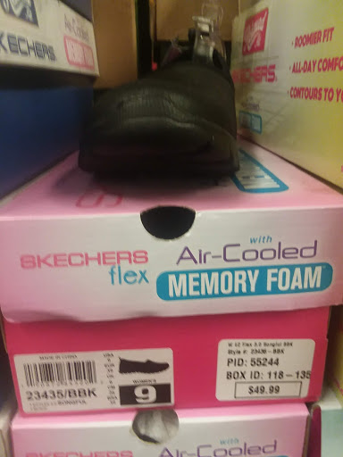 Shoe Store «Super Shoes», reviews and photos, 1070 US-1, Rockport, ME 04856, USA