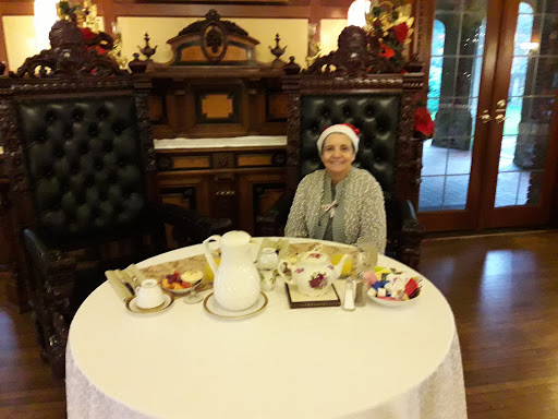 Bed & Breakfast «Thornewood Castle Bed and Breakfast», reviews and photos, 8601 N Thorne Ln SW, Lakewood, WA 98498, USA