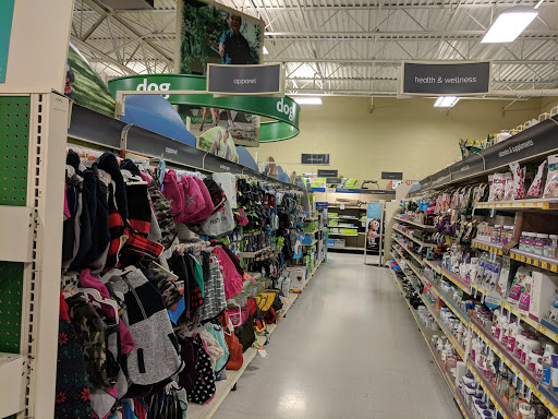 Pet Supply Store «PetSmart», reviews and photos, 8215 Laguna Blvd, Elk Grove, CA 95758, USA