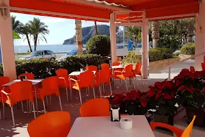 Heladería Cafetería Isla De Capri image