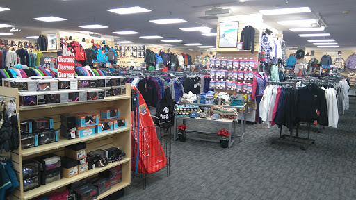 Outdoor Sports Store «Sun & Ski», reviews and photos, 203 Muddy Branch Rd, Gaithersburg, MD 20878, USA