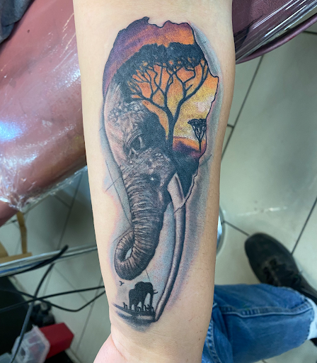 Tattoo Shop «Adrenaline Tattoo & Body Piercing», reviews and photos, 2140 Austin Hwy, San Antonio, TX 78218, USA