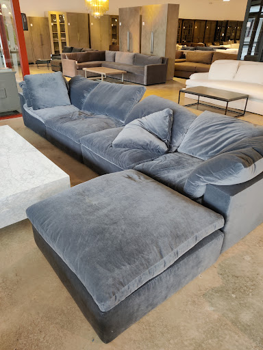 Interior Designer «Restoration Hardware Outlet», reviews and photos, 241 Fort Evans Rd NE #841, Leesburg, VA 20176, USA