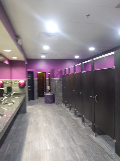 Gym «Planet Fitness», reviews and photos, 4640 W Market St #101, Greensboro, NC 27407, USA