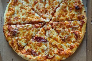 Juggler's Pizza image