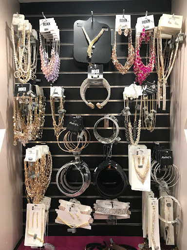 Fashion Accessories Store «Hot Point International Fashions», reviews and photos, 342 E Fordham Rd, Bronx, NY 10458, USA