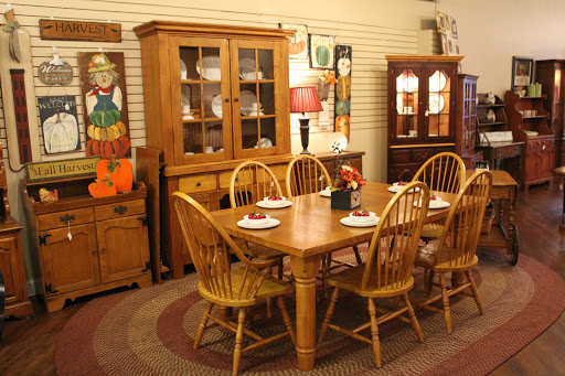 Used Furniture Store «Hometown Refurnishing», reviews and photos, 24 E Main St, Ephrata, PA 17522, USA