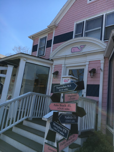 Clothing Store «Vineyard Vines», reviews and photos, 56 Narragansett Ave, Oak Bluffs, MA 02557, USA
