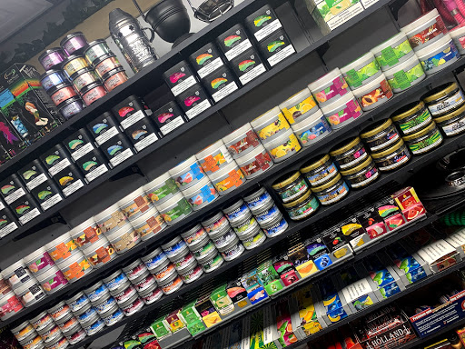 Tobacco Shop «Smokin Spades Premier Smoke and Vapor Shop», reviews and photos, 11180 W Flagler St #7, Miami, FL 33174, USA