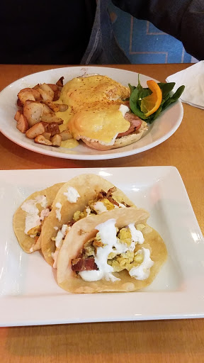 Lounge «Taproot Lounge And Cafe», reviews and photos, 356 State St, Salem, OR 97301, USA