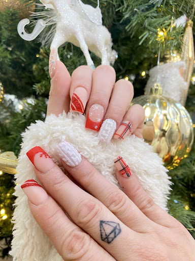 Nail Salon «Regal Nails Salon & Spa», reviews and photos, 101 Tanglewood Pkwy, Elizabeth City, NC 27909, USA