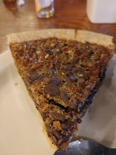 American Restaurant «Cracker Barrel Old Country Store», reviews and photos, 380 N Jacob Dr, Bloomington, IN 47404, USA