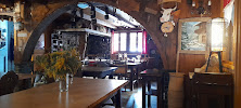 Atmosphère du Restaurant familial Auberge des Terres Maudites - Chez Layän-ne à Morzine - n°3