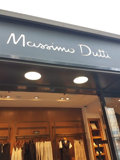 Massimo Dutti