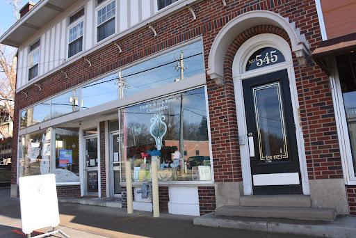 Vanity & Glamour Cosmetics / VGCosmetic Makeup Artists, 547 28th St, Des Moines, IA 50312, USA, 