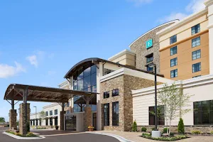 Embassy Suites by Hilton Chattanooga Hamilton Place image