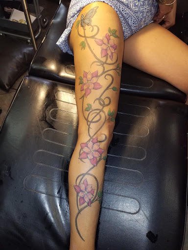 Tattoo Shop «Aztec Ink Tattoo», reviews and photos, 2971 South 13th Street, Milwaukee, WI 53215, USA