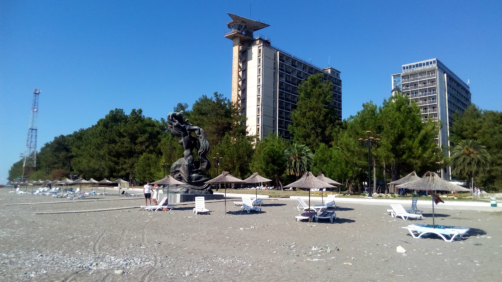 Pitsunda beach'in fotoğrafı imkanlar alanı