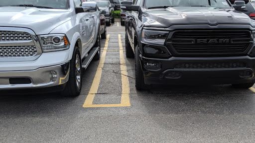 Car Dealer «Southfield Chrysler Dodge Jeep Ram», reviews and photos, 28100 Telegraph Rd, Southfield, MI 48034, USA
