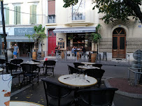Atmosphère du Restaurant méditerranéen Le Relais Corse à Marseille - n°18