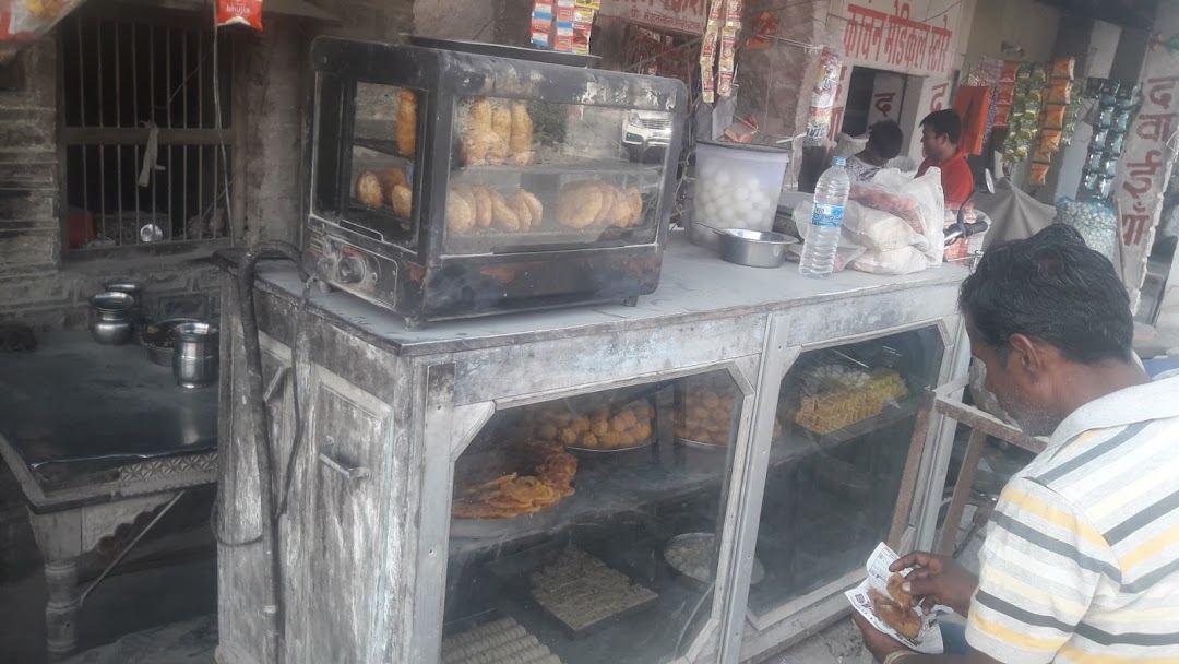 Laxmi Sweets