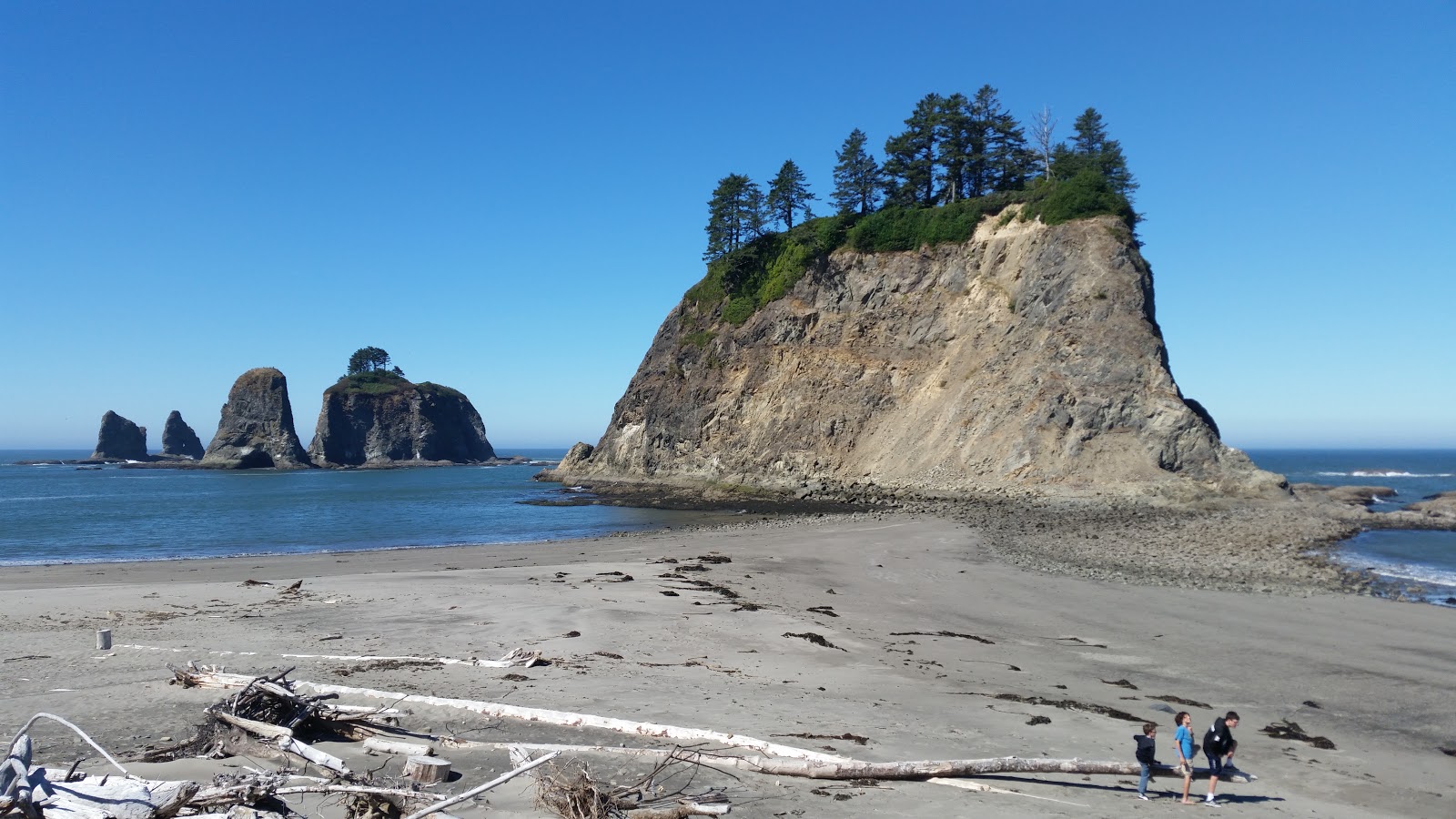 Foto av Rialto Beach med turkos rent vatten yta