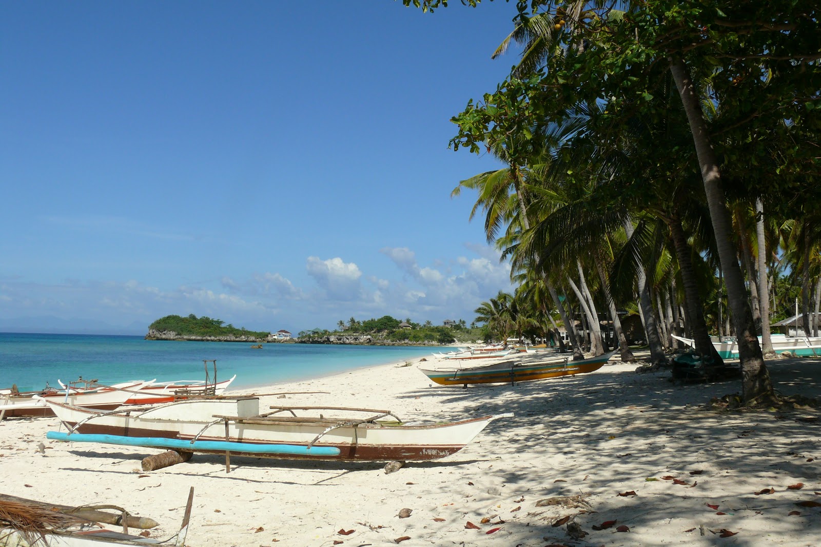 Valokuva Malapascua Island Beachista. - suosittu paikka rentoutumisen tuntijoille