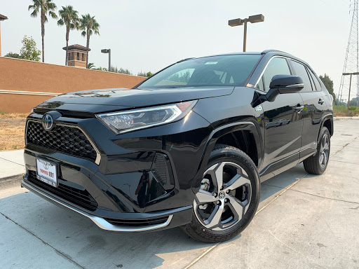 Toyota Dealer «Toyota 101», reviews and photos, 525 E Bayshore Rd, Redwood City, CA 94063, USA