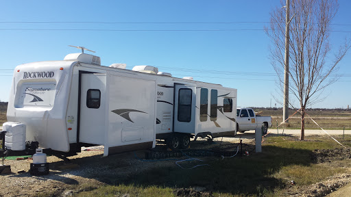 Robertson and Son RV Repair in Wortham, Texas