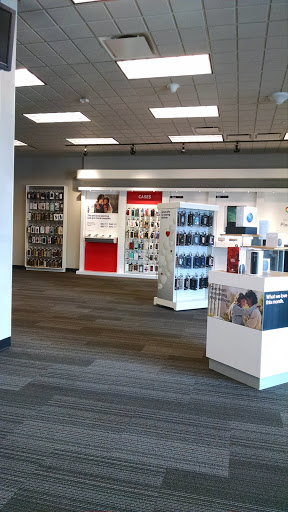 Cell Phone Store «Verizon», reviews and photos, 560 Paul Huff Parkway, Cleveland, TN 37312, USA