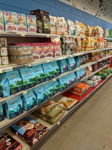 Grocery Store «P & R Discount Grocery», reviews and photos, 600 Scranton Carbondale Hwy, Eynon, PA 18403, USA