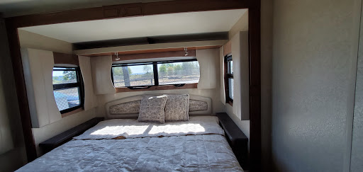 Shoe Store «Famous Footwear», reviews and photos, 18049 NW Evergreen Pkwy, Beaverton, OR 97006, USA