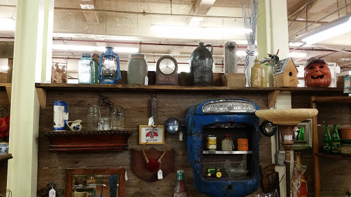 Antique Furniture Store «Jarfly Antique Market», reviews and photos, 47 Railroad Ave, Jefferson, GA 30549, USA